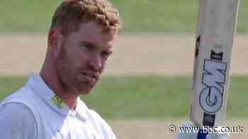 County Championship: Lancashire close in on victory despite Ben Compton resistance