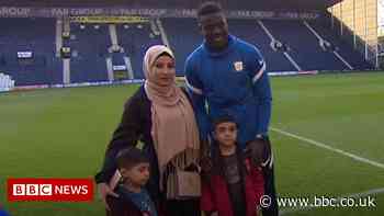 Ramadan: Hundreds join Preston North End footballer to break fast