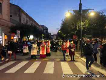 Processione del Venerdì santo, il rito più sacro - Termoli Online