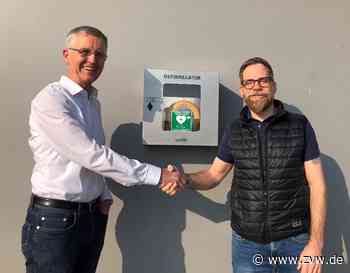 Zwei neue Defibrillatoren im Stadion und in der Spvgg-Sporthalle in Kernen - Kernen - Zeitungsverlag Waiblingen