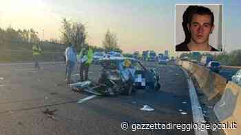 Schianto all'alba tra due auto e un Tir, muore un 23enne - La Gazzetta di Reggio