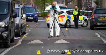Live updates as large police cordon seals off Milton Road, Grimsby - Grimsby Live