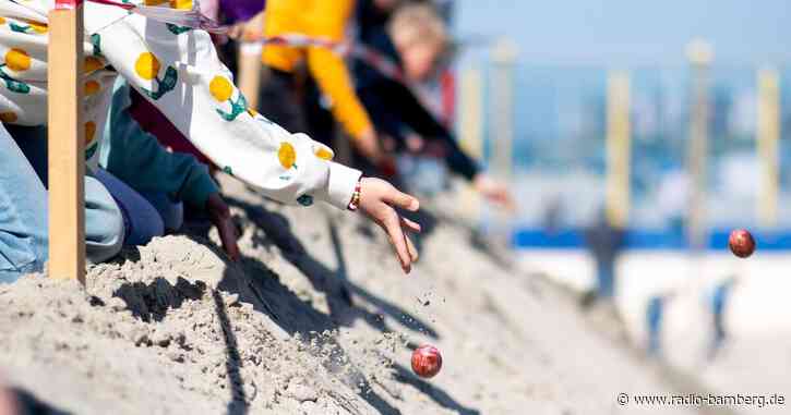 Osterbrauch: «Eiertrullern» auf Norderney