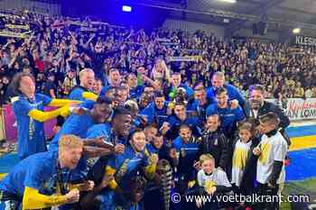 🎥 📷 Eindelijk is het zover: kampioen Westerlo steekt beker de lucht in na 2-2-gelijkspel tegen RWDM