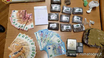 Traditi dall'odore dell'hashish, fidanzati trovati con un chilo di droga in casa