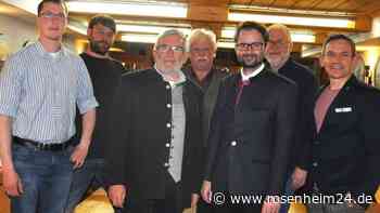 „Ja, ich will“: Hans Zistl eröffnet Bürgermeisterwahlkampf in Feldkirchen-Westerham