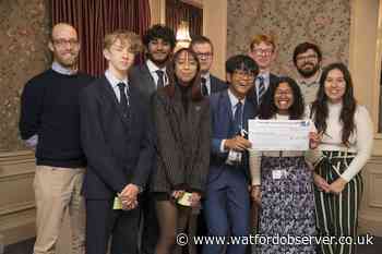 John F Kennedy School pupils win Dragons' Apprentice award