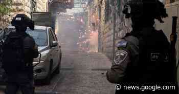 Israeli police arrest nine as Palestinians seethe over Jerusalem shrine - Reuters.com
