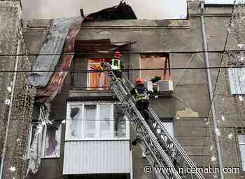 Dans les rues de Kharkiv en Ukraine, des habitants hébétés face à de nouveaux bombardements