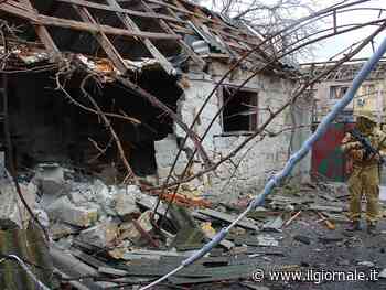 Mariupol nella morsa. Rapito figlio 16enne di un governatore. "5 bimbi uccisi dalle trappole"