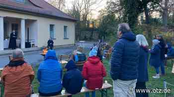 Christen feiern Osterfest mit vielen Open-Air-Gottesdiensten