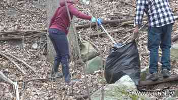 FOLKS work to clean up Kenduskeag trail - WABI