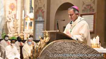 Carpi, l'omelia di don Erio: "L'amore contro le armi" - La Gazzetta di Modena