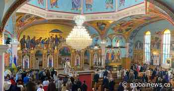 ‘Scary and terrible’: Calgarians welcome women fleeing war in Ukraine to Easter celebrations