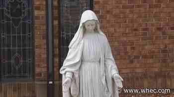 Easter Sunday brings crowds