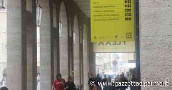 Nuove indicazioni turistiche: campeggia nelle strade il giallo di Parma Capitale Italiana - La Gallery - Gazzetta di Parma