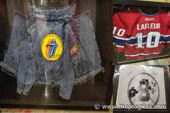 Kelowna RCMP seek owner of autographed memorabilia – Chilliwack Progress - Chilliwack Progress