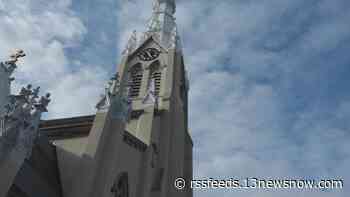 Church-goers celebrate Easter without pandemic restrictions in place