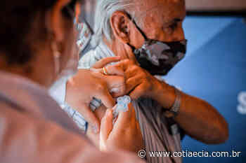 Covid-19: Cotia começa a aplicar 4ª dose da vacina em idosos com mais de 80 anos - Cotia e Cia