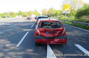 POL-ME: Betrunkener Autofahrer flüchtet mit Taxi vom Unfallort - Hilden - 220471 - Presseportal.de