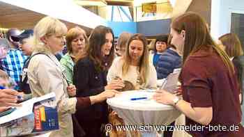 Ukraine-Forum in Balingen - Angebote und viele Tipps für Geflüchtete - Schwarzwälder Bote