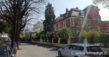 Merano, prende le difese di un ragazzino e lo minacciano con il coltello - Alto Adige