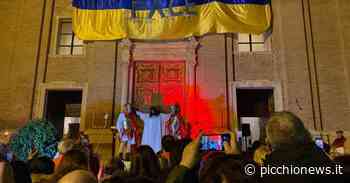 Fabriano, la Via Crucis al tempo della guerra in Ucraina. "Mandiamo messaggio di speranza" (FOTO) - Picchio News