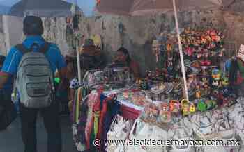 Artesana e inspectores municipales juegan a las carreras - El Sol de Cuernavaca