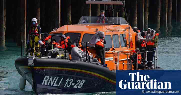 Lone child refugees suffering neglect in UK hotels, charities say