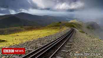 Easter: Snowdonia mountain path covered in human faeces - guide