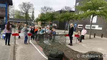 Leerlingen basisschool 't Schrijverke halen ruim 6000 euro op voor Dierenambulance - Dtv Nieuws