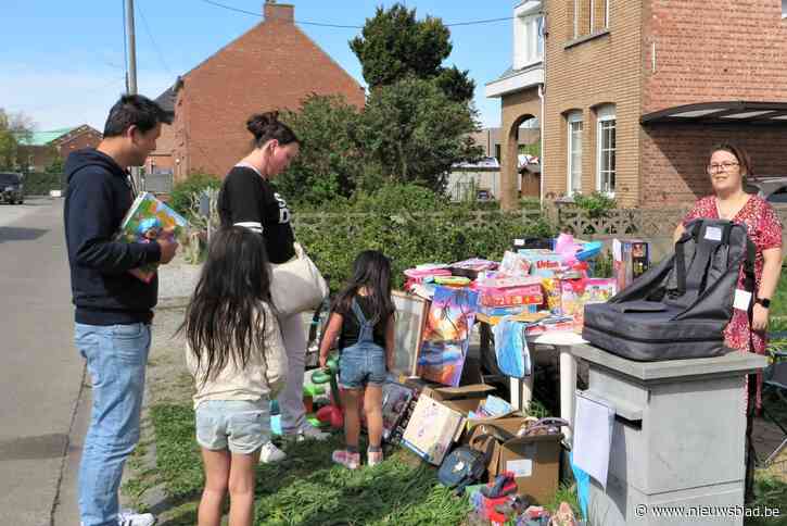 Rommelmarkt steunt aankoop van ‘qwiektoestel’ voor woonzorghuis Ambroos