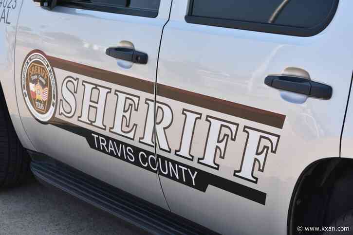 Man faces murder charge after two die in Elgin