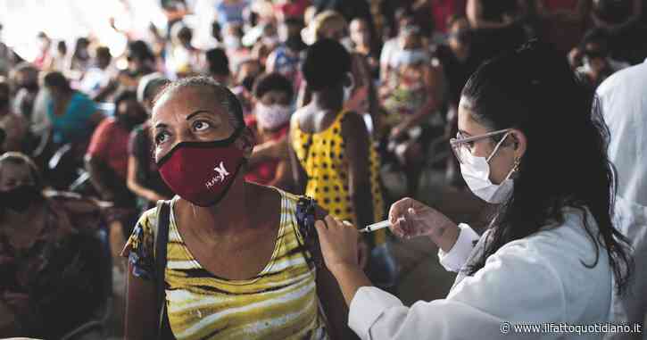 Covid, il Brasile annuncia la fine dello stato di emergenza: “Continueremo a convivere con il virus”