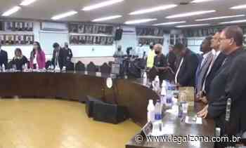 Servidores da prefeitura de Itaperuna sem reajuste desde 2019 revoltados com a situação - legalzona.com.br