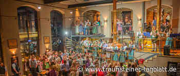 Bayerische Musik in 14 Wirtshäusern: »Wirtshausroas« zieht die Massen an - Traunsteiner Tagblatt