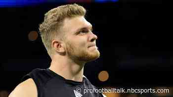 Aidan Hutchinson visiting Lions today