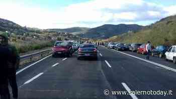 Incidente sulla Cilentana, all'altezza di Agropoli: auto sbanda e finisce fuori strada - SalernoToday
