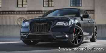 Consumer Reports Still Adores the Ancient 2022 Chrysler 300 - MotorBiscuit