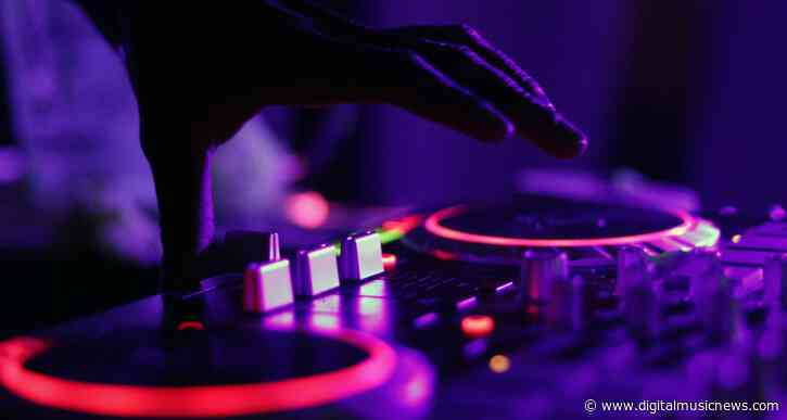 DJ Kay Slay Passes Away At Age 55 — Ice T, 50 Cent, and Lloyd Banks Pay Tribute to the Hip-Hop ‘Legend’