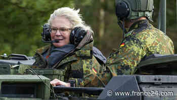 Guerre en Ukraine : le dilemme allemand de la livraison de chars à Kiev - FRANCE 24