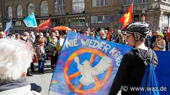 Ostermarsch: Protest auch in Essen gegen Ukraine-Krieg - WAZ News