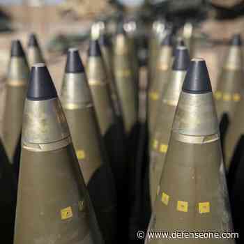 US to Train Ukrainians to Use Their New 155mm Howitzers