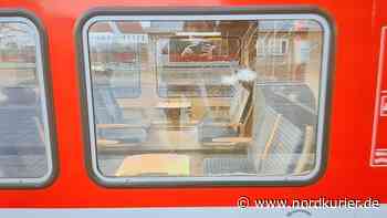 Unbekannte bewerfen Regionalzug mit Steinen - Nordkurier