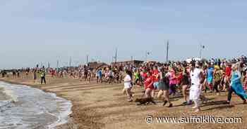 Watch hundreds in fancy dress dash into the North Sea for freezing dip - Suffolk Live