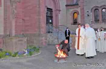 Mit der Osterkerze in die Kirche eingezogen - Fränkische Nachrichten