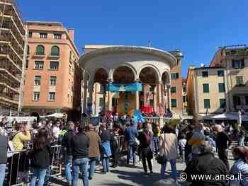 Pasqua:centinaia di bimbi a Rapallo per 'rompere' l'Uovo gigante - Agenzia ANSA