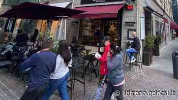 Si torna a pagare il suolo pubblico a Pontedera, ma solo tre esercenti su 34 tolgono i gazebo - Il Tirreno