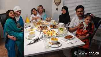 Calgary's Muslim community enjoys a more normal Ramadan after two pandemic years - CBC.ca