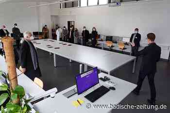 Emmendinger Carl-Helbing-Schule ist mit zehn Millionen Euro saniert worden - Emmendingen - Badische Zeitung